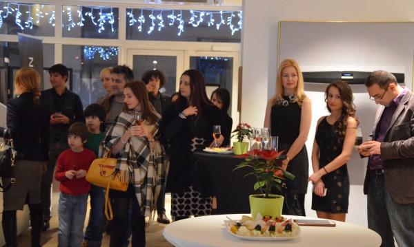 Bang & Olufsen представи новата Brass Tone колекция