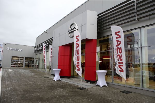 Nissan отваря втори шоурум в София