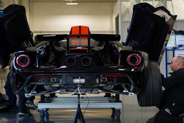 Ford най-после стартира производството на GT Ford най-после стартира производството на GT