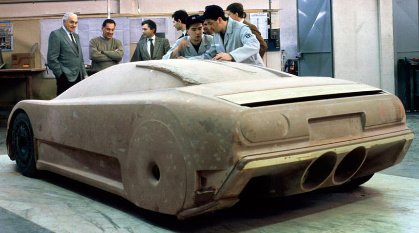 Забравената суперкола, която трябваше да промени света