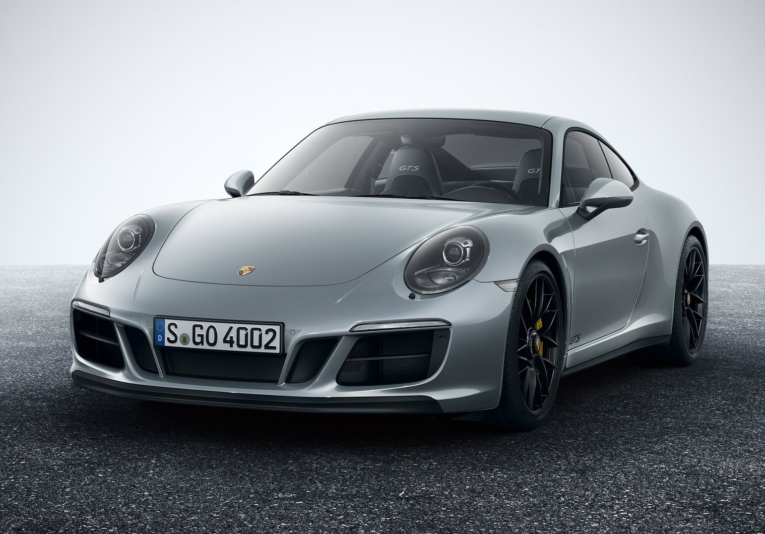 Porsche смени двигателя на 911 Carrera GTS 