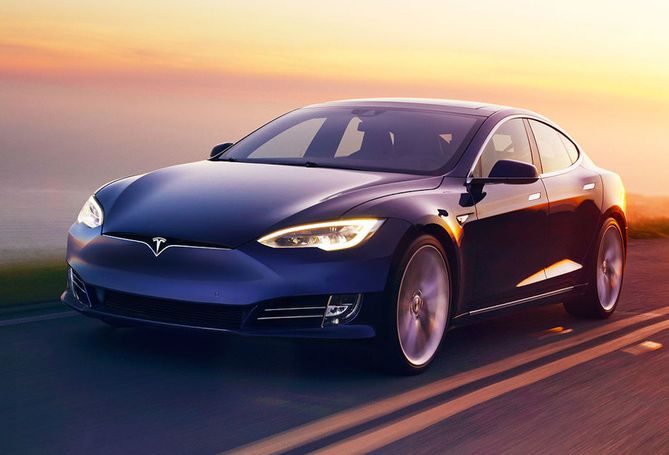 Електромобилите на Tesla получиха рекорден пробег