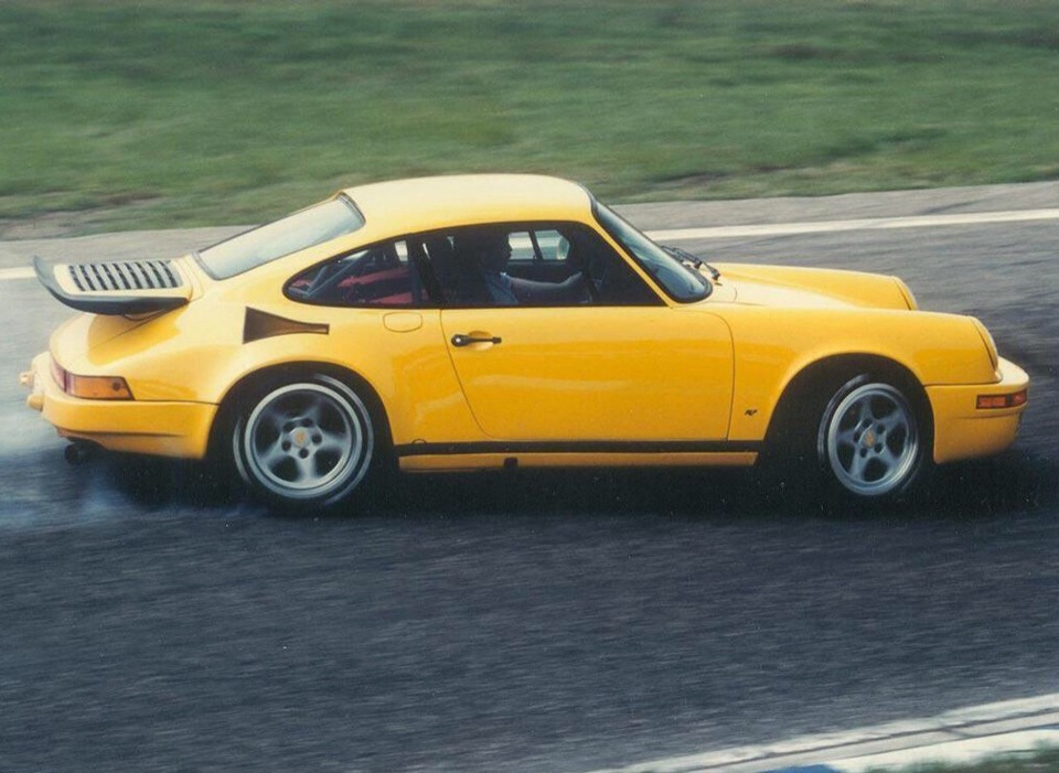 „Жълтата птица”, която срази Ferrari и Porsche „Жълтата птица”, която срази Ferrari и Porsche