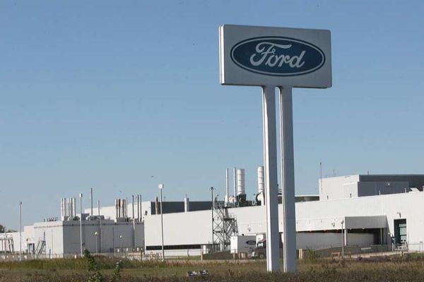 Ford губи 600 млн. долара от Brexit със задна дата Ford губи 600 млн. долара от Brexit със задна дата