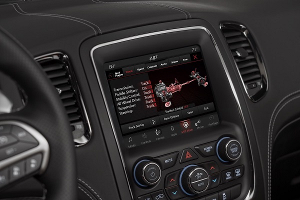 Dodge показа SRT модификация на Durango 2018
