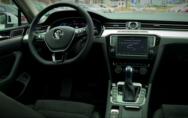 Да започнеш на чисто: тестваме новия Volkswagen Passat GTE 