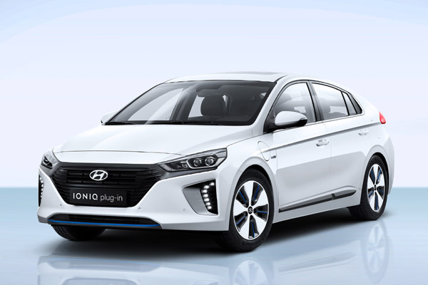 Hyundai представи и plug-in версия на Ioniq