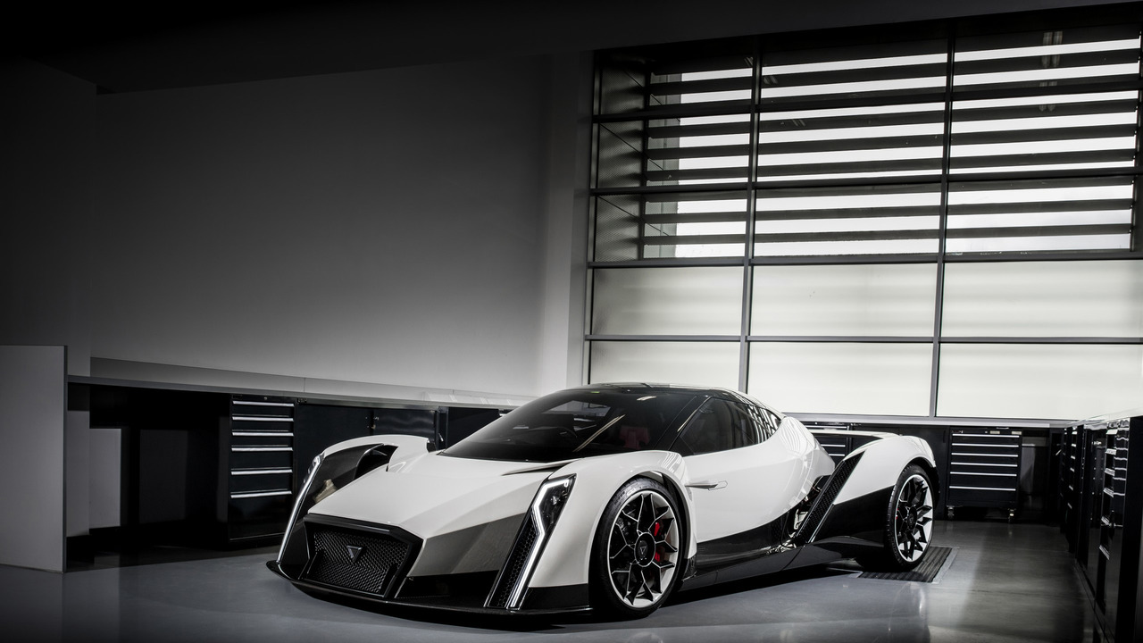 Налудничавият Dendrobium пристигна в Женева Налудничавият Dendrobium пристигна в Женева