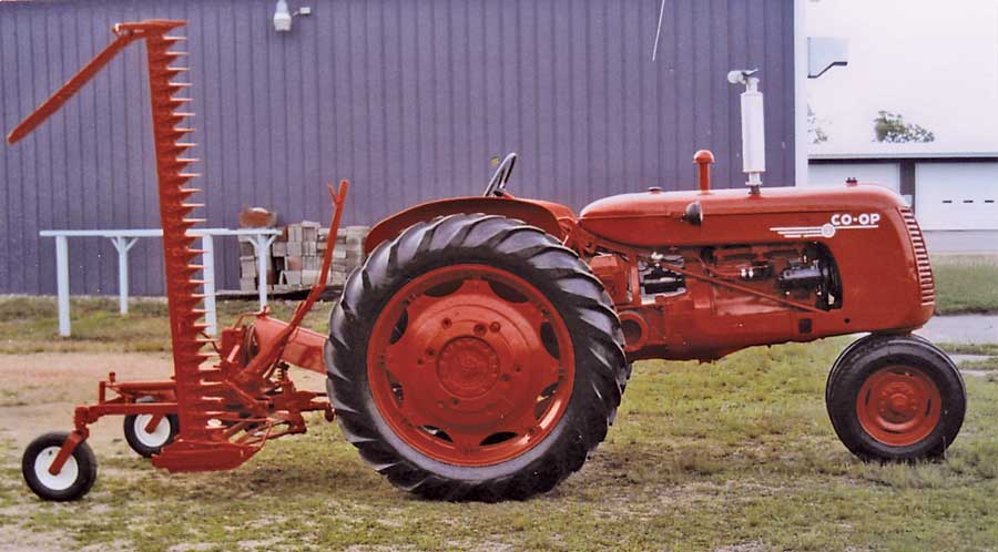 Автомобили или трактори? Кои компании пробваха и от двете - не е готово Автомобили или трактори? Кои компании пробваха и от двете - не е готово