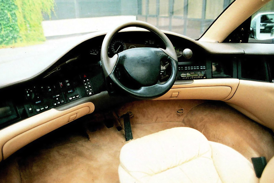 Изумителната история на италианският суперван с V12 двигател на BMW Изумителната история на италианският суперван с V12 двигател на BMW