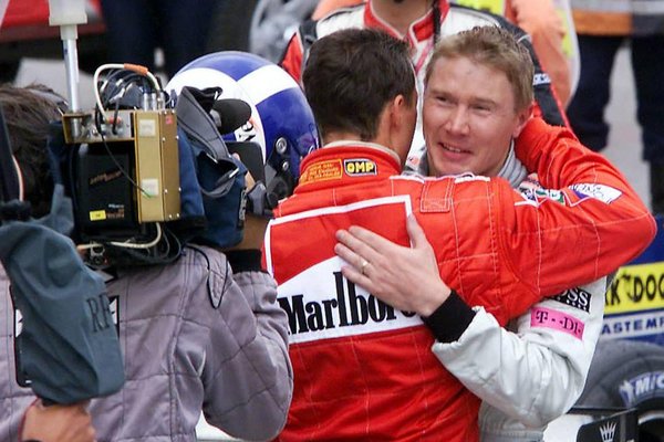 Мика Хакинен се върна в McLaren