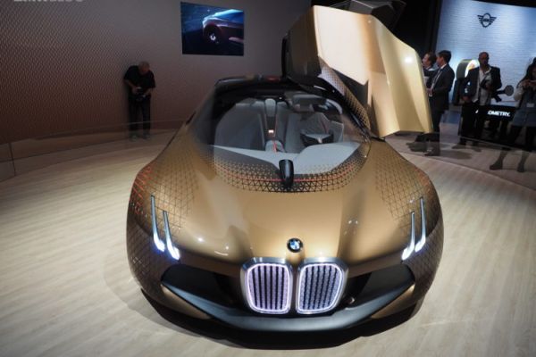 BMW: изцяло безпилотна кола след 4 години