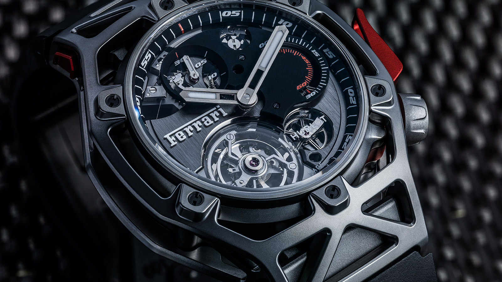 Ferrari и Hublot пускат лимитирана серия часовници Ferrari и Hublot пускат лимитирана серия часовници