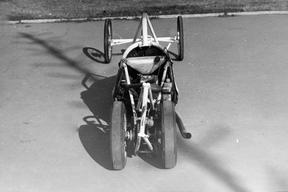 Неразказаната история на съветските драгстери Неразказаната история на съветските драгстери