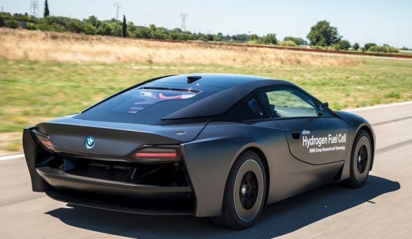 BMW ще предложи автомобил на водород през 2021 г.