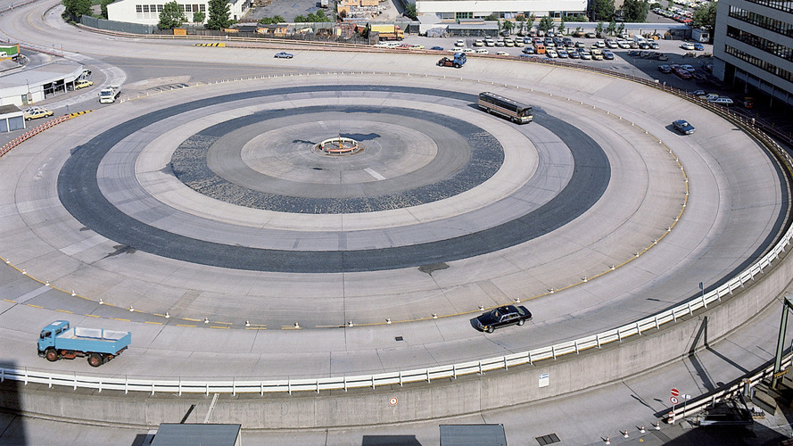 Къде се тестват Mercedes-ите? Къде се тестват Mercedes-ите?