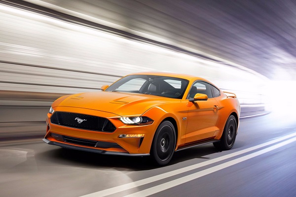 Ford Mustang е най-успешният спортен автомобил за 2016 Ford Mustang е най-успешният спортен автомобил за 2016