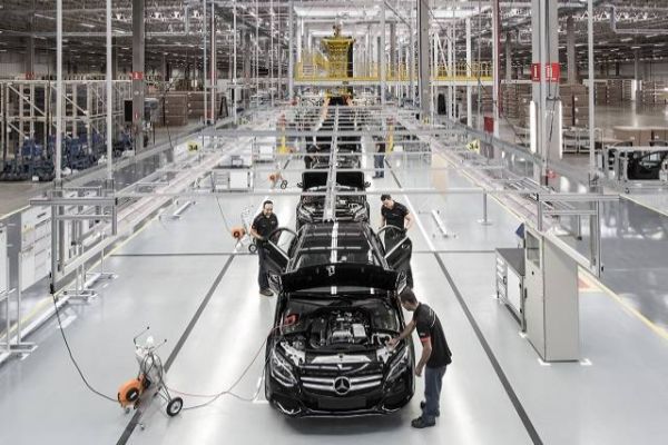 Mercedes строи втори завод в Унгария