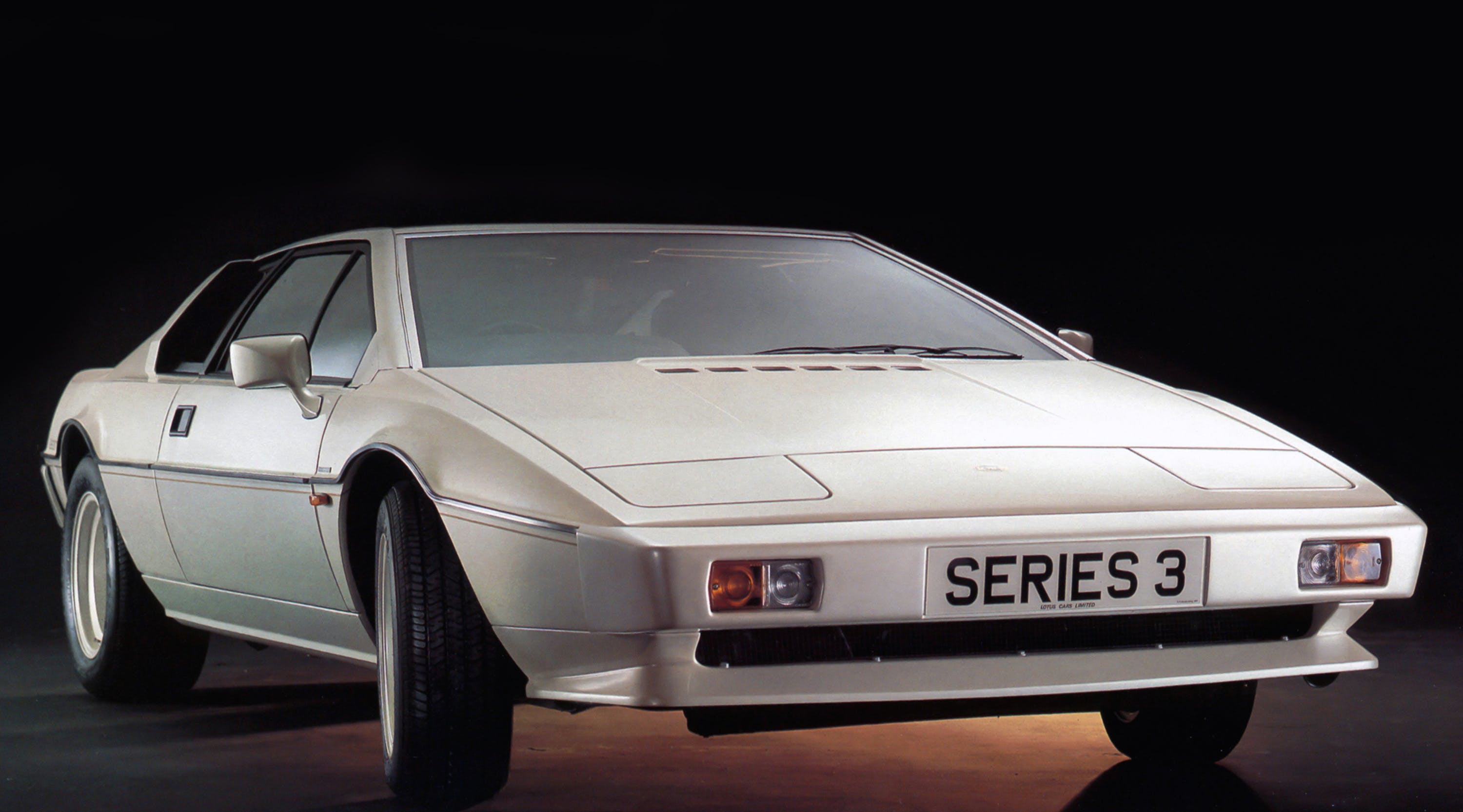 10 евтини джобни ракети със средно разположен двигател 10 евтини джобни ракети със средно разположен двигател