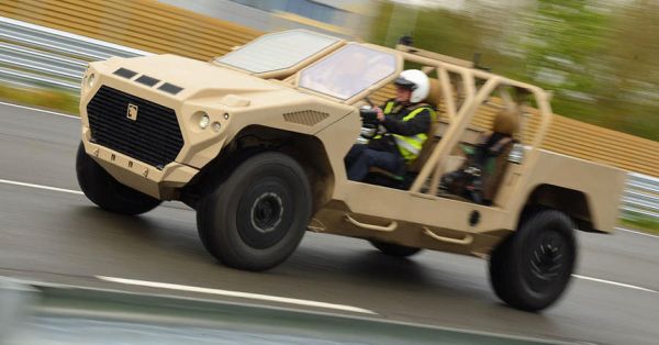 Армейски всъдеход получи двигател на Maserati