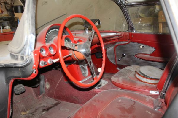 В Невада бе открит Corvette C1, престоял 44 години в гараж