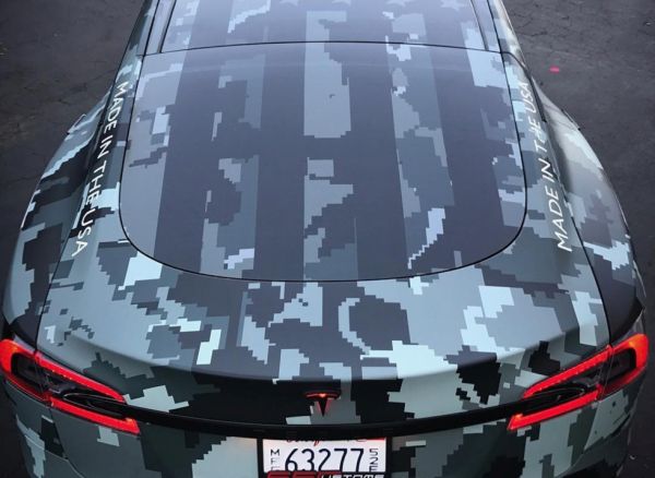 Tesla посвети специален Model S на военни ветерани