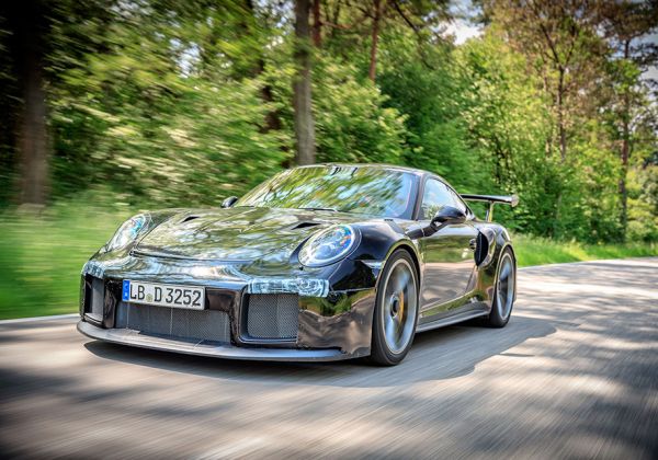 Най-бързото Porsche 911 ще получи система за впръскване на вода