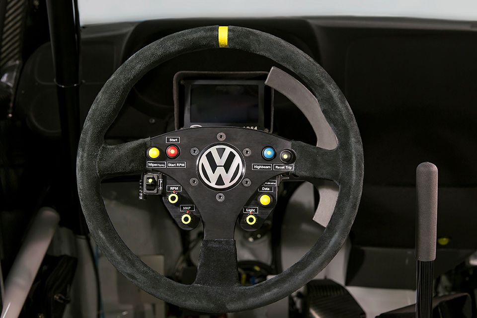 Как се промени състезателният волан през годините
Как се промени състезателният волан през годините