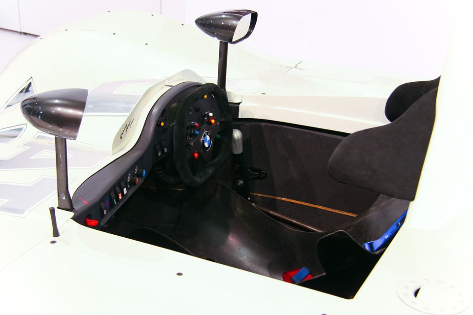 Как се промени състезателният волан през годините
Как се промени състезателният волан през годините