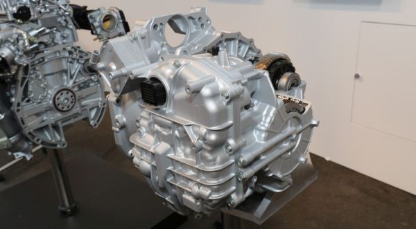 Honda показа новия Accord и разкри моторите му