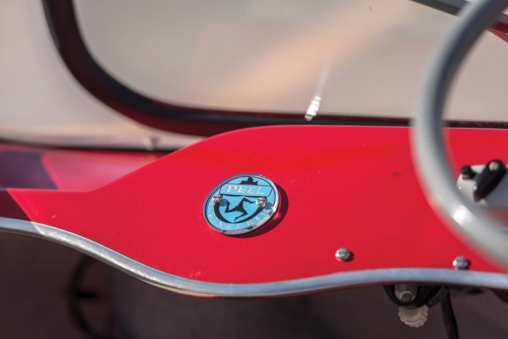 Кратката история на миниатюрния Peel Trident
Кратката история на миниатюрния Peel Trident