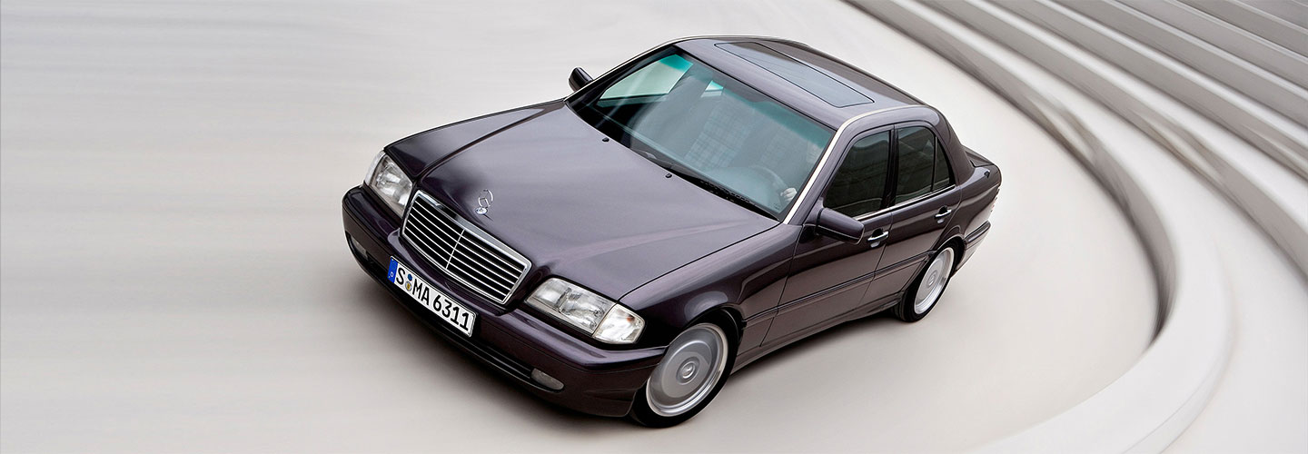 AMG отпразнува 50 години с вълнуващо видео AMG отпразнува 50 години с вълнуващо видео