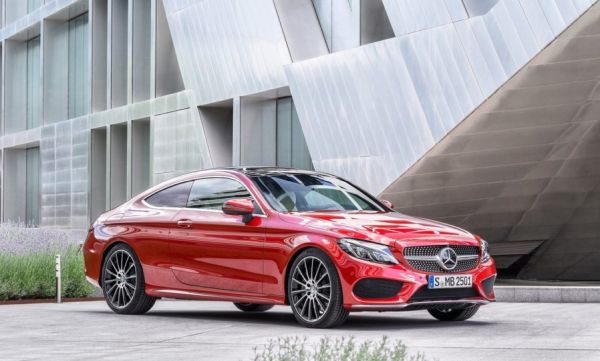 Продажбите на Mercedes продължават да растат