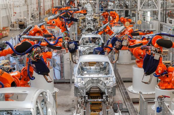 BMW готви революция в производството