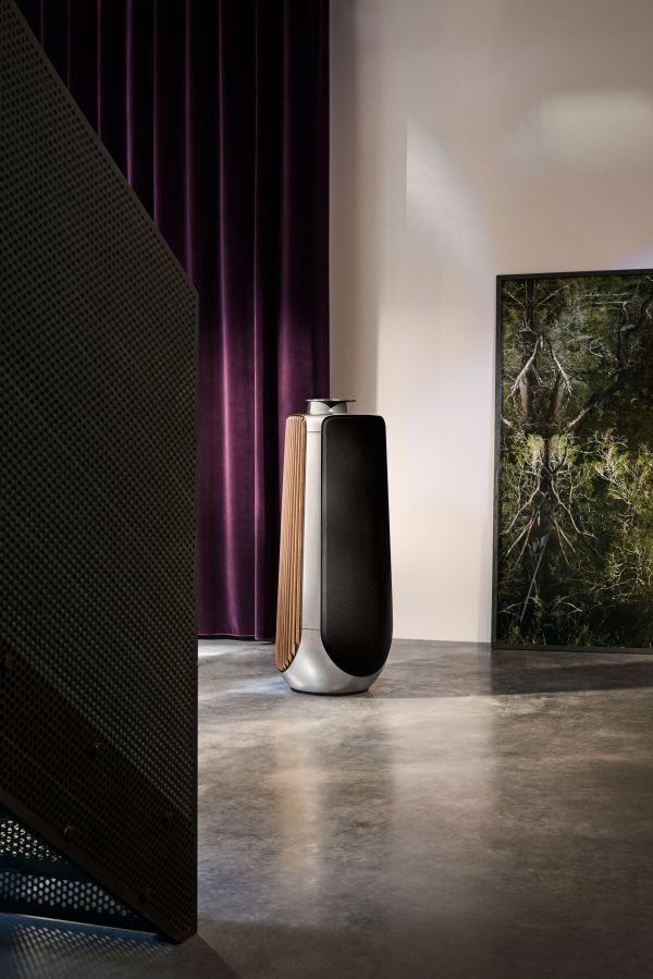 Тонколоните BeoLab 50: Мощен звук с перфектен баланс