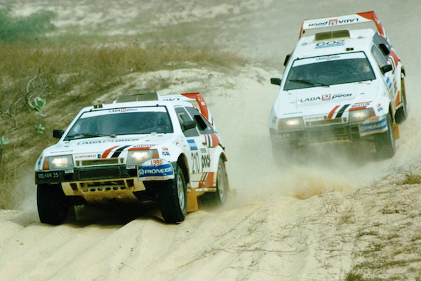 Впечатляващата история на Lada Samara T3 (ВИДЕО) Впечатляващата история на Lada Samara T3 (ВИДЕО)