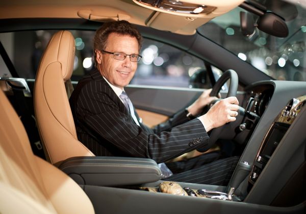 Шеф в Jaguar Land Rover застава начело на Bentley