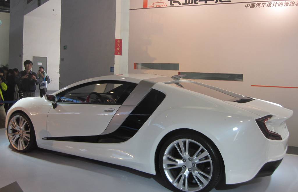 10-те най-нагли китайски копия на известни модели 10-те най-нагли китайски копия на известни модели