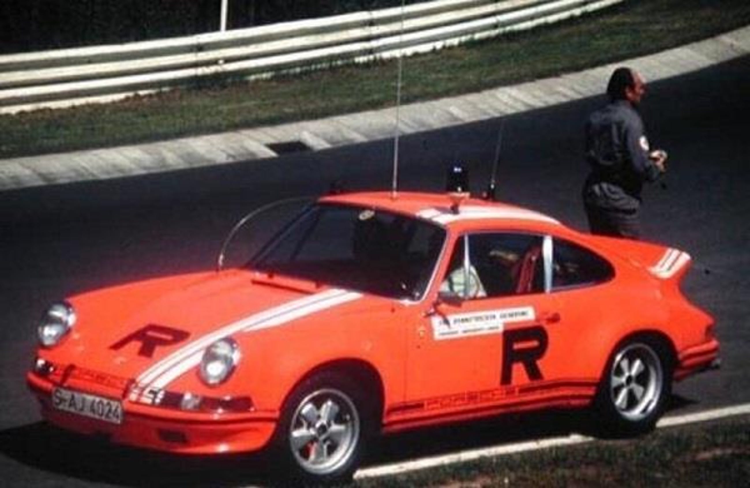 Кой е човекът, който спаси живота на Ники Лауда?
Кой е човекът, който спаси живота на Ники Лауда?