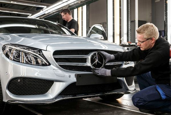 Mercedes-Benz продължава да отчита рекордни продажби