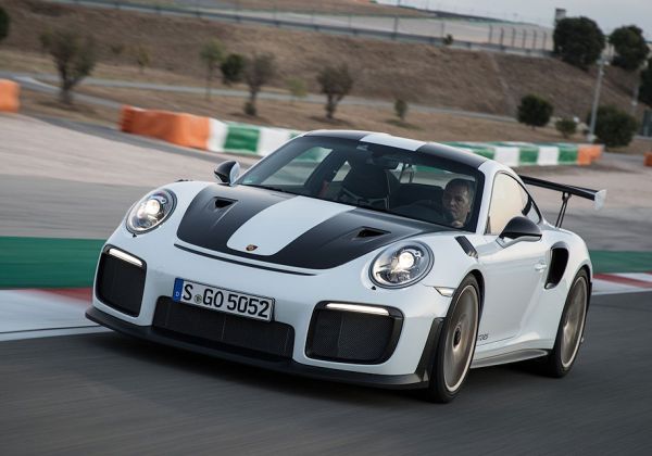 Най-екстремното Porsche разви 356 км/ч на аутобан (ВИДЕО)