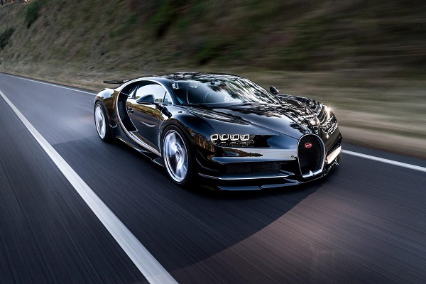 Bugatti подготвя по-евтин хибриден модел