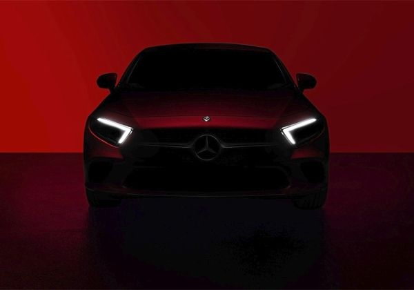 Новият Mercedes-Benz CLS: фарове от A-Class и интериор на E-Class