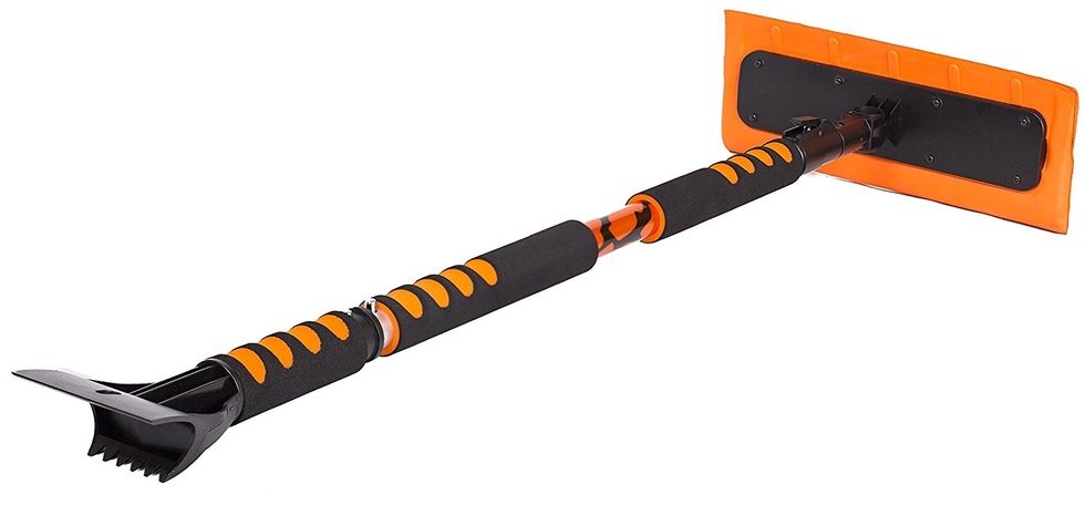 10 задължителни автомобилни аксесоара за спешни случаи 10 задължителни автомобилни аксесоара за спешни случаи