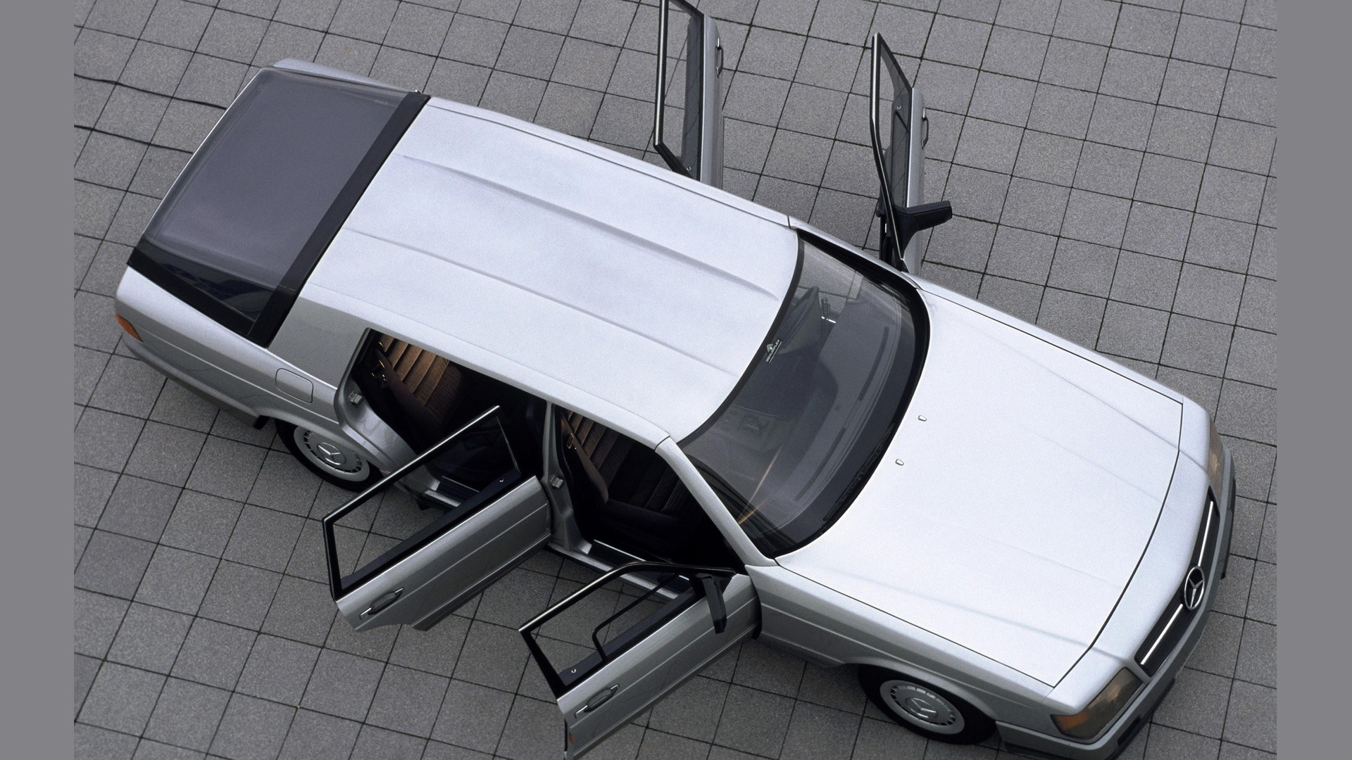 Историята на налудничавия Mercedes Auto 2000 Историята на налудничавия Mercedes Auto 2000