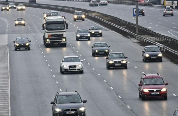 КАТ започва да спира от движение колите, които замърсяват