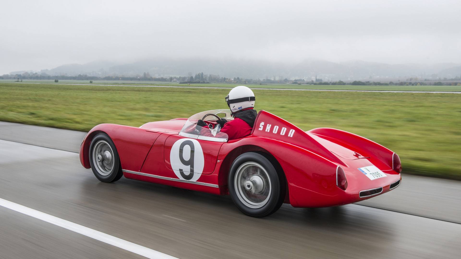 Skoda 1100 OHC: чешката състезателна икона от 50-те Skoda 1100 OHC: чешката състезателна икона от 50-те