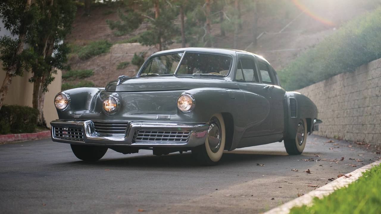 10-те най-скъпи коли от търга в Аризона 10-те най-скъпи коли от търга в Аризона