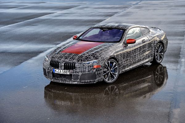 BMW показа серийното 8-Series (ВИДЕО)