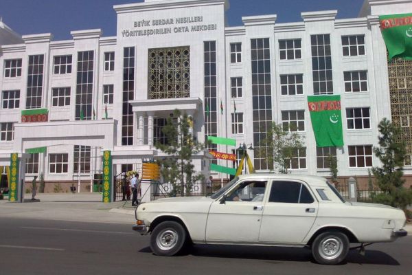 Най-глупавите автомобилни забрани Най-глупавите автомобилни забрани